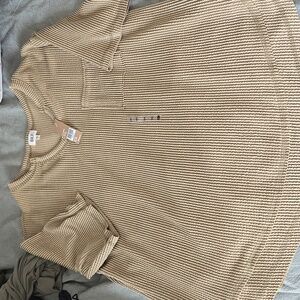 Short sleeve never worn